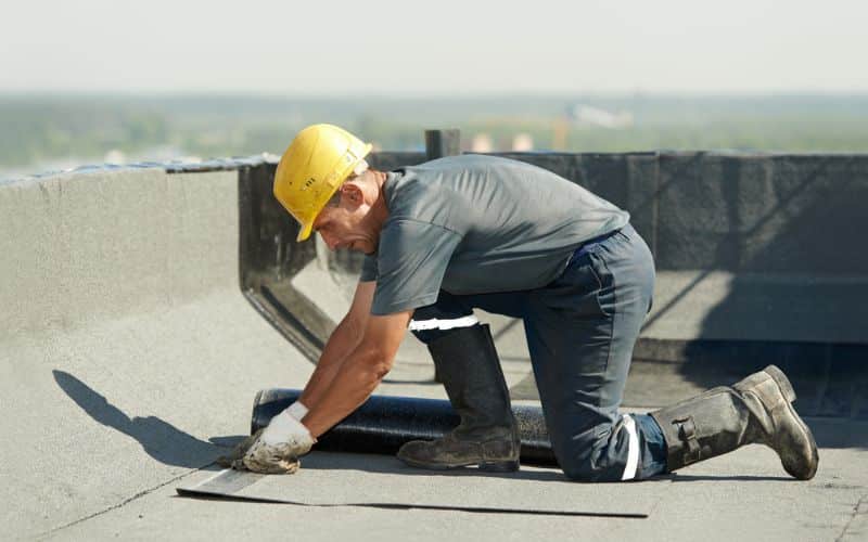 Complete Roof Repair for Early Signs of Damage